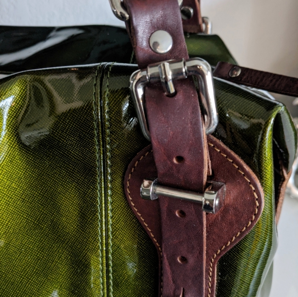 Pauric Sweeney new patent leather overnight bag - Picture 5 of 6
